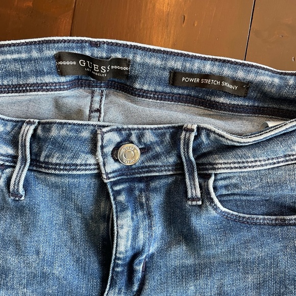 👖GUESS Skinny Jeans - Picture 3 of 7